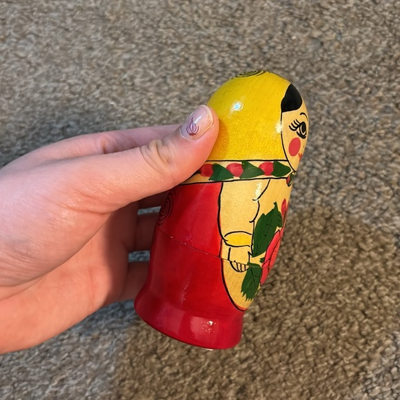 🌹 {FINAL SALE} Genuine Russian Nesting Doll - Picture 6 of 7
